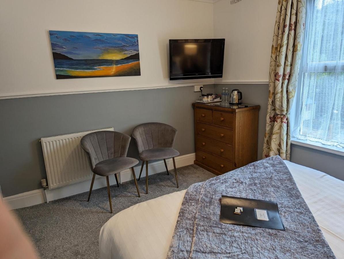 Abingdon House Bed & Breakfast ทอร์คิ ภายนอก รูปภาพ