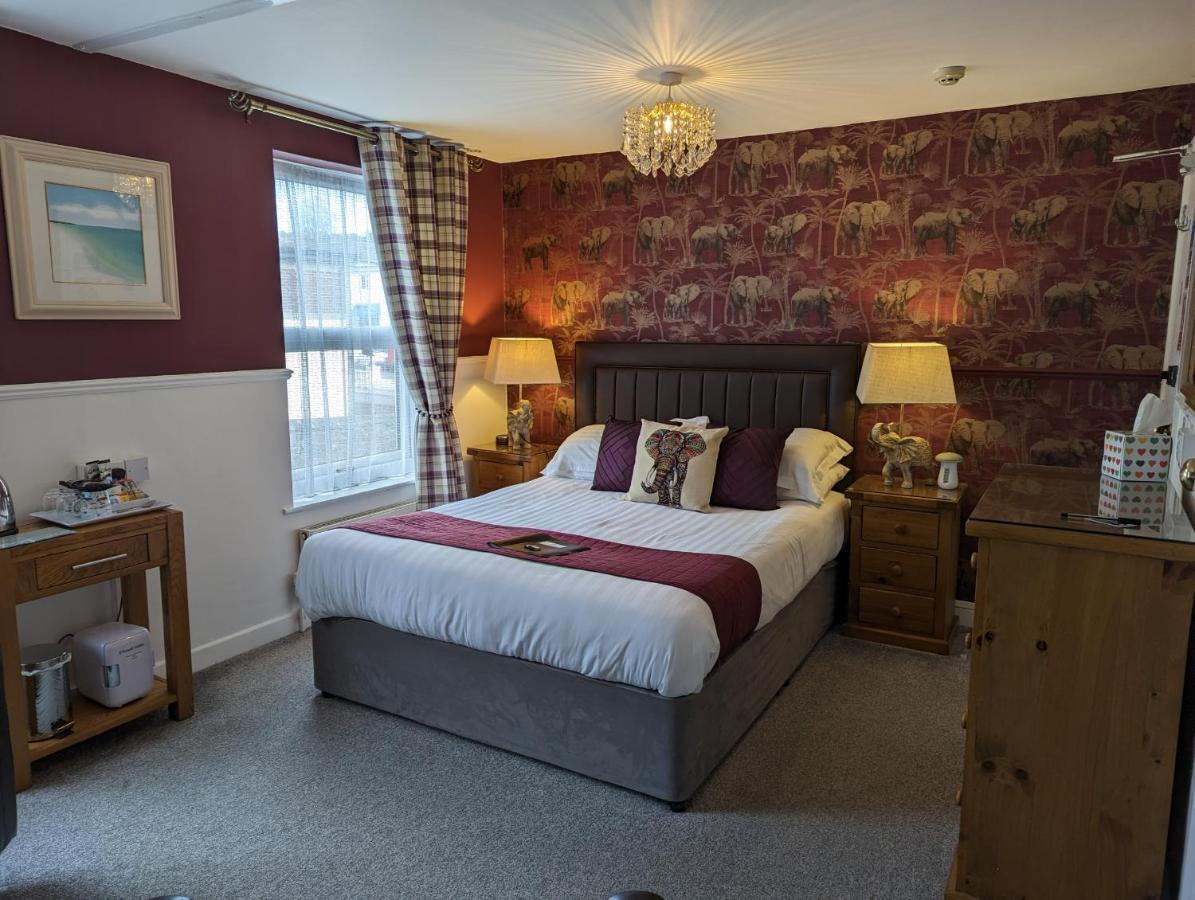 Abingdon House Bed & Breakfast ทอร์คิ ภายนอก รูปภาพ